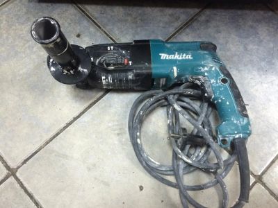 Лот: 6387696. Фото: 1. Продам перфоратор Makita HR2450... Электроинструмент