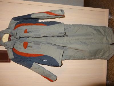 Лот: 3253524. Фото: 1. Костюм на осень. Верхняя одежда