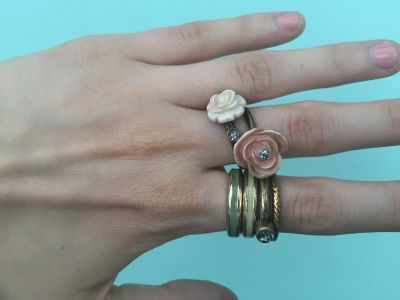 Лот: 11683286. Фото: 1. Несколько красивых колец одним... Кольца, перстни