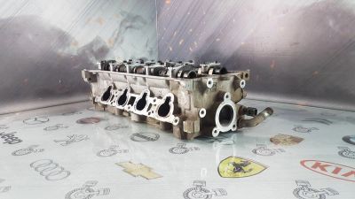 Лот: 23583881. Фото: 1. Головка блока цилиндров Mazda... Двигатель и элементы двигателя