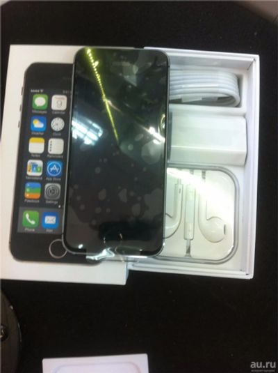 Лот: 9577587. Фото: 1. iPhone 5S 16Gb черный, золотой. Смартфоны