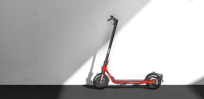 Лот: 20547678. Фото: 1. Электросамокат Ninebot KickScooter... Электросамокаты, гироскутеры, сигвеи