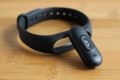 Лот: 10797169. Фото: 1. Продам Xiaomi Mi Band 2. Смарт-часы, фитнес-браслеты, аксессуары