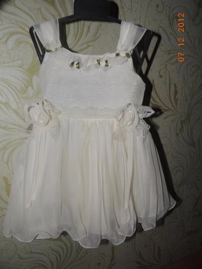 Лот: 3483965. Фото: 1. Нарядное платье. Платья, сарафаны