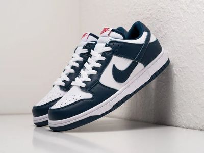 Лот: 24979482. Фото: 1. Кроссовки Nike SB Dunk Low. Кеды, кроссовки, слипоны
