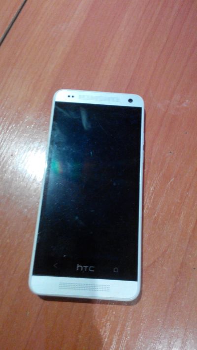 Лот: 12120429. Фото: 1. Htc One Mini PO58200 неисправен. Другое (запчасти, оборудование)