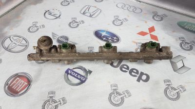 Лот: 23586913. Фото: 1. Форсунка Mazda Bongo Friendee... Двигатель и элементы двигателя
