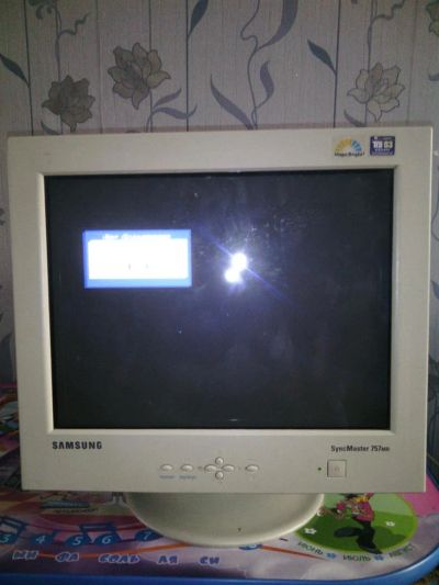 Лот: 3644257. Фото: 1. Монитор Samsung 17". ЭЛТ-мониторы