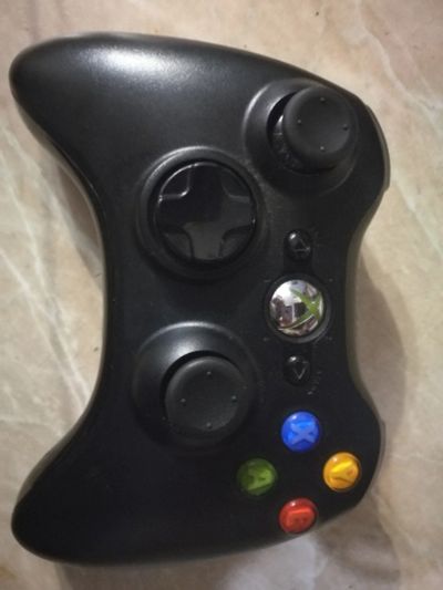 Лот: 12748942. Фото: 1. Джостик оригинальный на Xbox 360... Игровые приставки, консоли