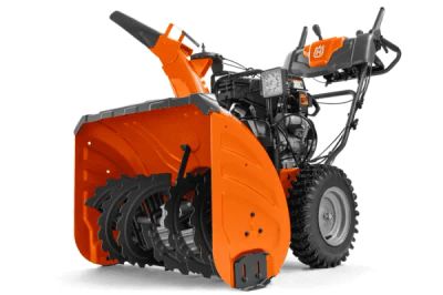 Лот: 25363113. Фото: 1. Снегоуборщик HUSQVARNA ST 330. Грузовики, автобусы, спецтехника