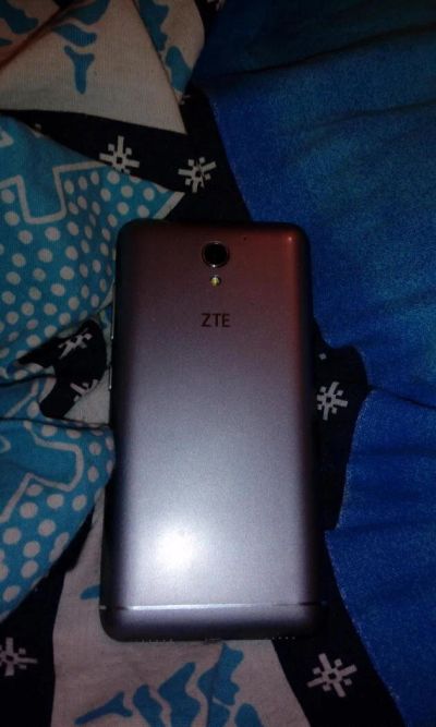 Лот: 10684385. Фото: 1. Zte. Кнопочные мобильные телефоны
