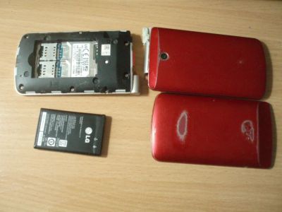Лот: 20030376. Фото: 1. Телефон LG G-360 неисправный. Кнопочные мобильные телефоны