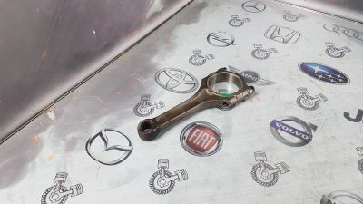 Лот: 23588094. Фото: 1. Шатун Volkswagen Multivan AES... Двигатель и элементы двигателя