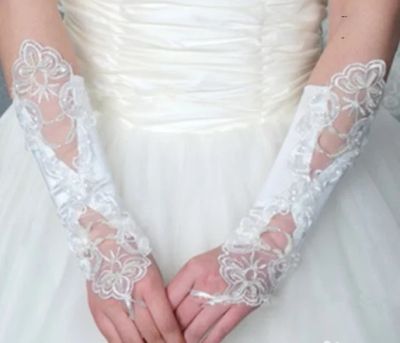 Лот: 6856444. Фото: 1. Перчатки ( митенки) для невесты... Перчатки