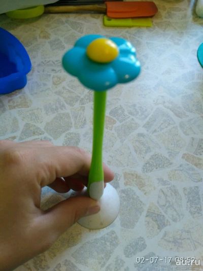 Лот: 9907556. Фото: 1. Цветочек на присоске tupperware. Всё для кормления