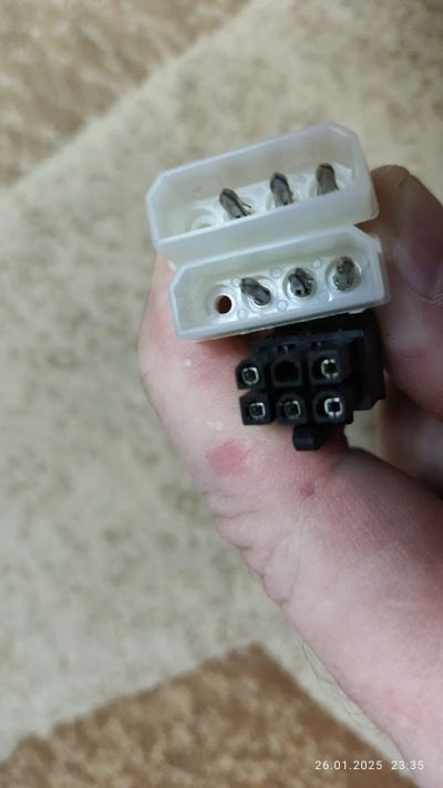 Лот: 24963168. Фото: 1. Переходник 2 molex(папа) на 6-pin... Шлейфы, кабели, переходники