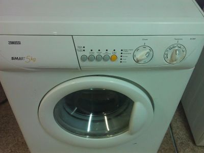 Лот: 3132423. Фото: 1. Стиральная машина Zanussi FE-802... Стиральные машины