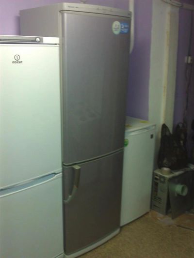 Лот: 3047598. Фото: 1. Холодильник LG 389SQF No Frost... Холодильники, морозильные камеры