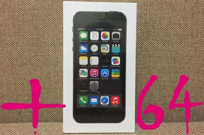Лот: 4599618. Фото: 1. iphone 5S 64GB, цвет: Space Grey... Смартфоны