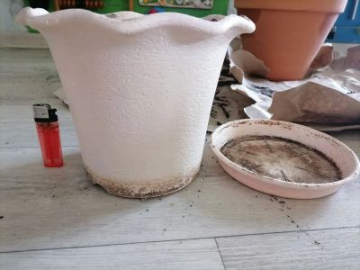 Лот: 25777635. Фото: 1. Горшок пластиковый б/у. Кашпо, горшки, вазоны для цветов