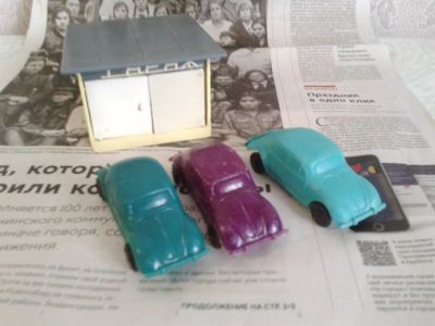 Лот: 12638143. Фото: 1. игрушка СССР 1970й Гараж+машинка. Игрушки