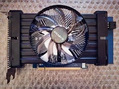 Лот: 17192388. Фото: 1. Видеокарта Gigabyte Radeon HD... Видеокарты