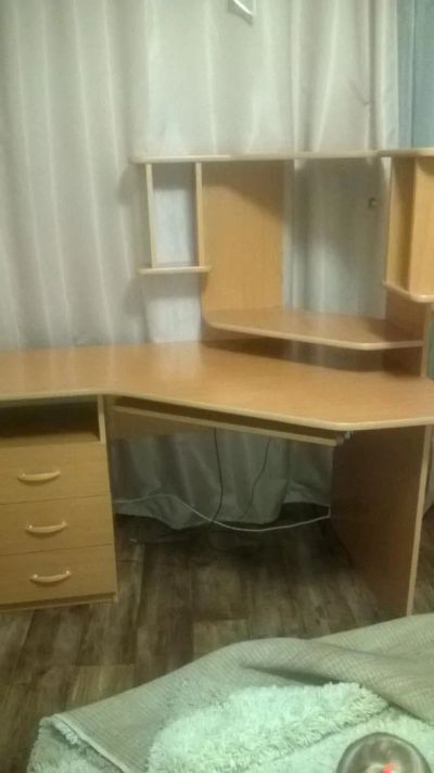 Лот: 6970555. Фото: 1. стол компьютерый. Компьютерные и письменные столы