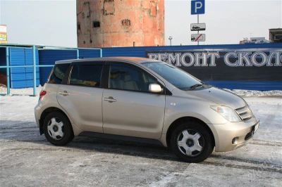 Лот: 758341. Фото: 1. продам авто TOYOTA IST. Автомобили