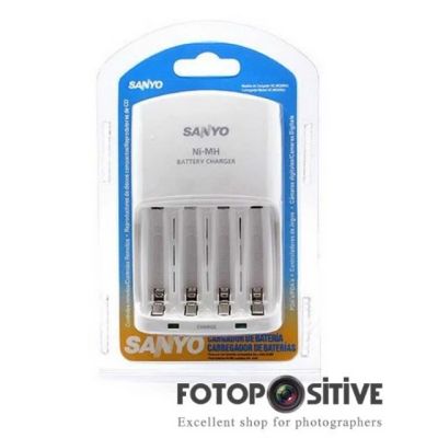 Лот: 3848699. Фото: 1. Зарядное устройство Sanyo eneloop... Зарядные устройства, блоки питания для бытовой техники