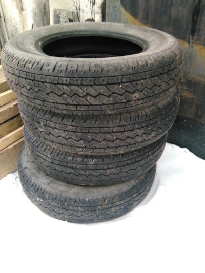 Лот: 4856799. Фото: 1. Bridgestone 165R14LT R600 Б/У. Шины