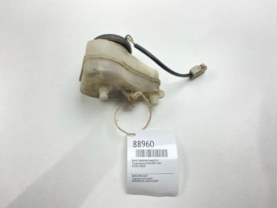 Лот: 23265964. Фото: 1. Бачок тормозной жидкости Toyota... Тормозная система