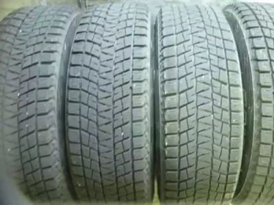 Лот: 6562766. Фото: 1. Зимние шины Bridgestone 215/70R16... Шины