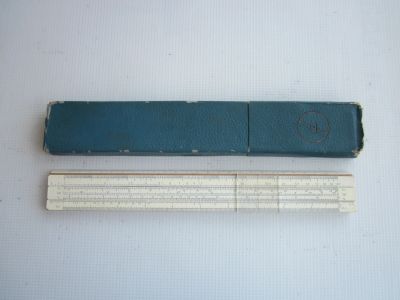 Лот: 24862387. Фото: 1. Линейка счетная (СССР). Школьная канцелярия
