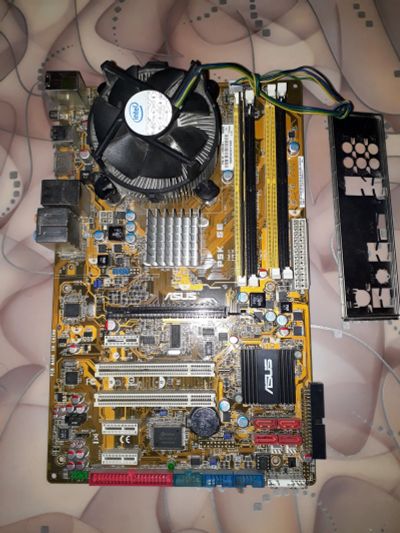 Лот: 18118798. Фото: 1. Материнская плата Asus p5k se. Материнские платы