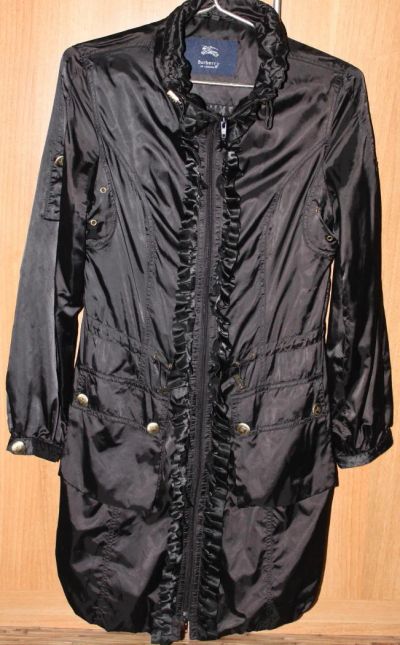 Лот: 5336123. Фото: 1. Плащ Burberry. р-р 44-46. Верхняя одежда