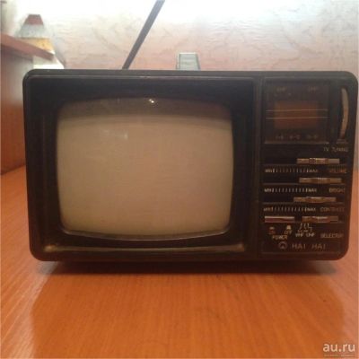 Лот: 12045905. Фото: 1. Винтаж 5" портативный ч/б T. V-AM... Телевизоры