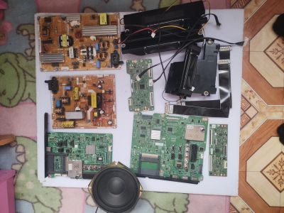 Лот: 20771788. Фото: 1. Запчасти от телевизора Samsung. Запчасти для телевизоров, видеотехники, аудиотехники