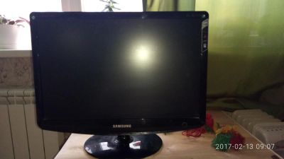 Лот: 9068345. Фото: 1. Монитор Samsung 20'. ЖК-мониторы