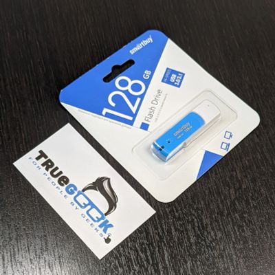 Лот: 17136414. Фото: 1. Флешка / Флеш-накопитель Smart... USB-флеш карты