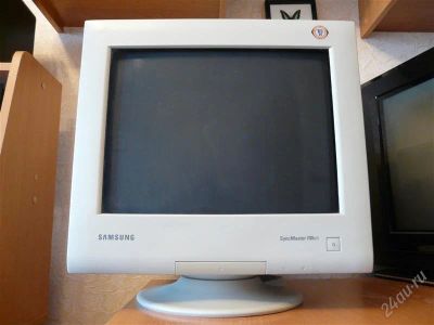 Лот: 2679452. Фото: 1. рабочий 17" ЭЛТ монитор Samsung... ЭЛТ-мониторы