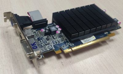 Лот: 19919513. Фото: 1. Видеокарта HIS Radeon HD 6570... Видеокарты