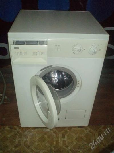 Лот: 2614384. Фото: 1. Стиральная машина Zanussi FLS... Стиральные машины