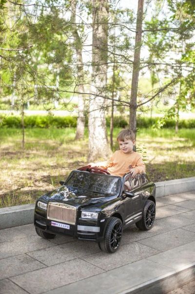 Лот: 24065530. Фото: 1. Детский электромобиль Rolls-Royce... Детские электромобили