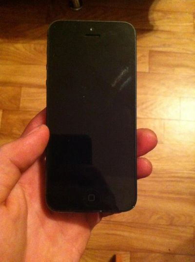 Лот: 4816182. Фото: 1. iPhone 5. Смартфоны