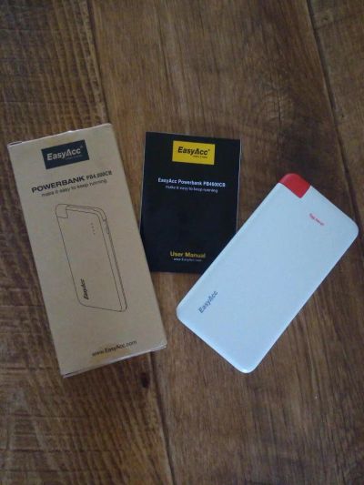 Лот: 9579169. Фото: 1. Новый ультратонкий Power Bank... Зарядные устройства, блоки питания, адаптеры сетевые для смартфонов