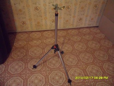 Лот: 3739878. Фото: 1. Распылитель импульсный на треноге. Всё для полива