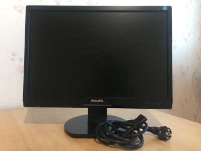 Лот: 14941095. Фото: 1. Монитор Philips 19’. ЖК-мониторы