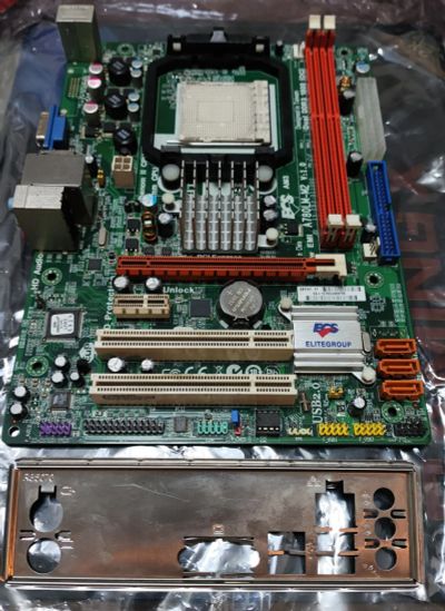 Лот: 24963169. Фото: 1. Материнская плата EliteGroup Socket-AM3... Материнские платы