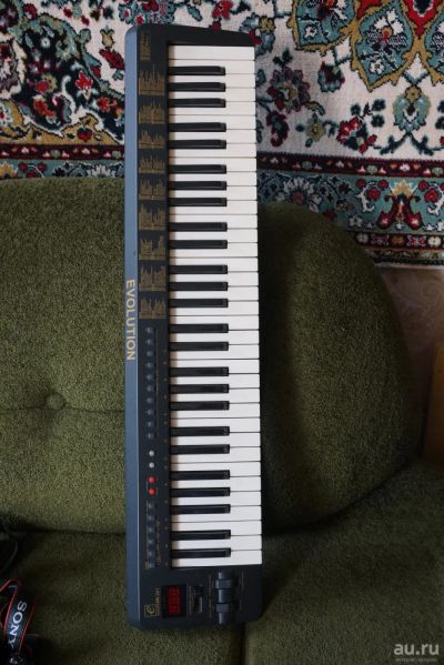 Лот: 9949870. Фото: 1. midi клавиатуру Evalution MK 261. Клавишные