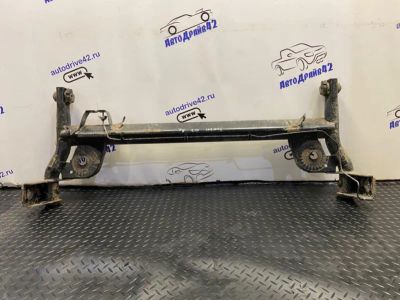 Лот: 21715607. Фото: 1. балка поперечная Renault Symbol... Двигатель и элементы двигателя